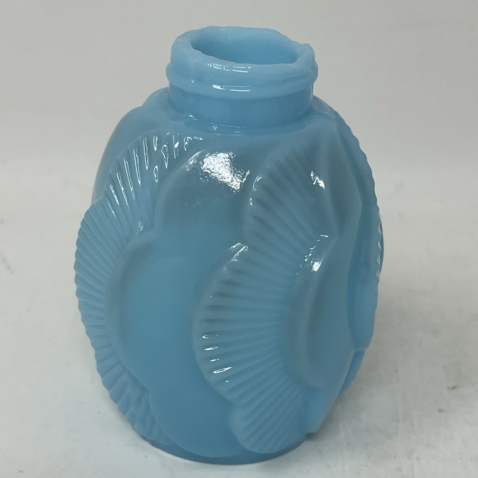 Dithridge and Sons Company Sunset Salt/ Pepper Shaker Antique Blue Opaque