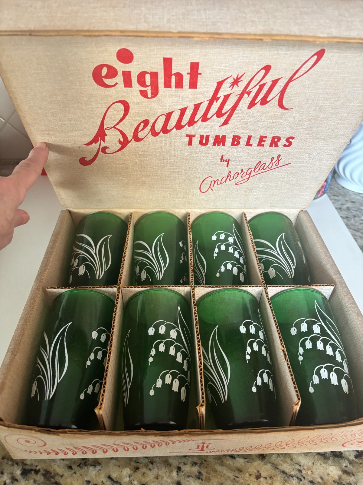 Vintage Anchor Hocking LILY OF THE VALLEY Green Glass Tumbler - 8 in orig box