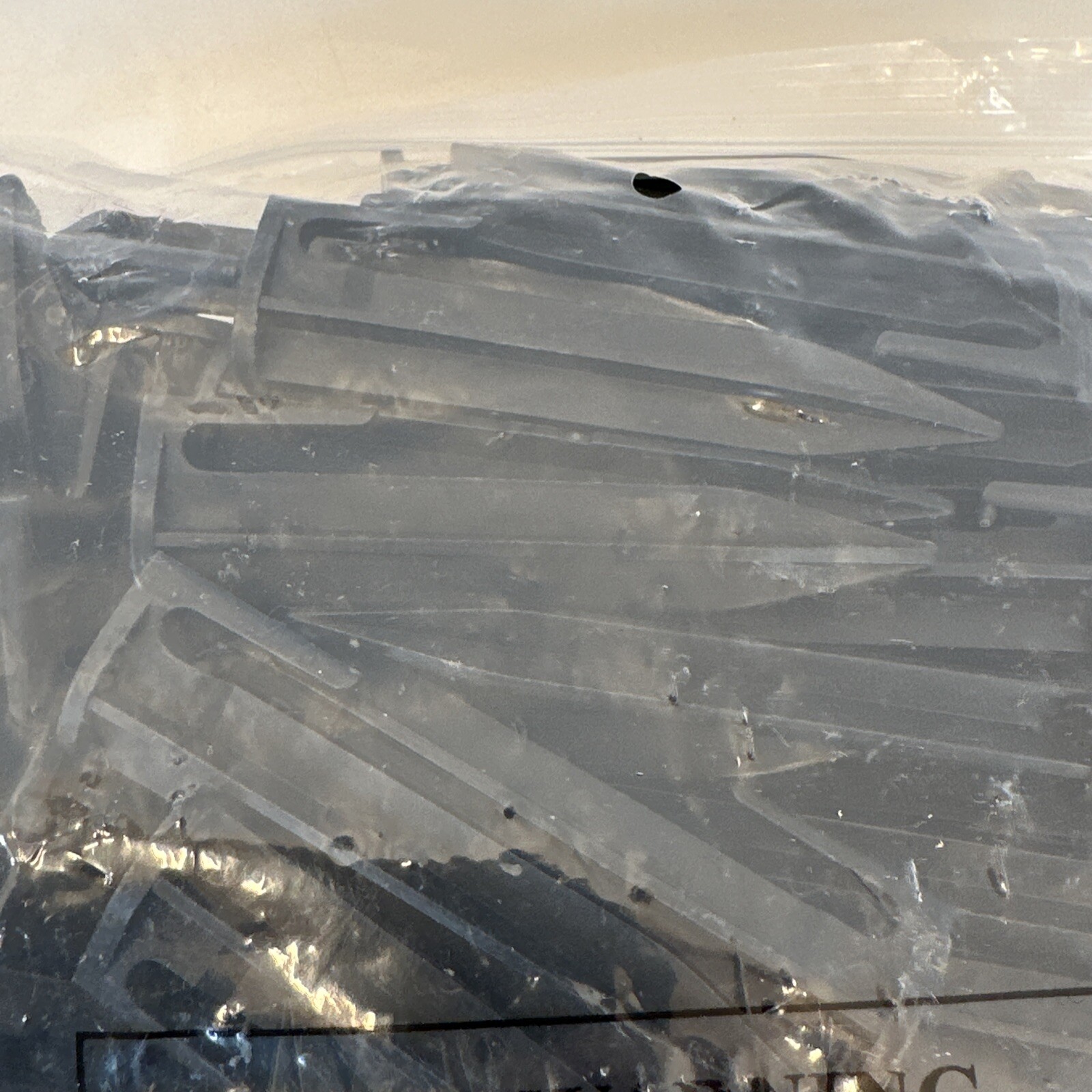 RLM1000 Robotic Lawn Mower 1/4 Acre Battery Powered Smart Path APP Control 18V