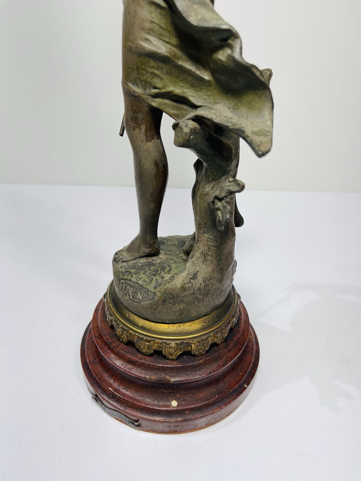 Vintage Par Ferrand Bronzed Spelter Musical dancing Lady Fee Joyeuse