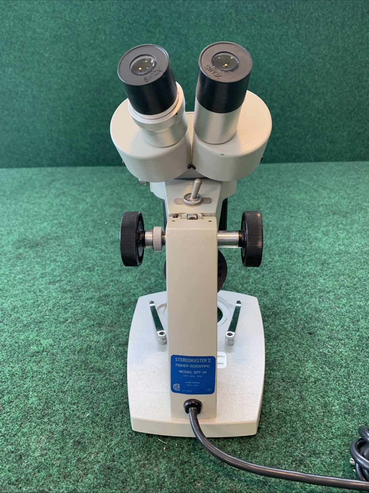 Fisher Scientific Stereomaster II Microscope SPT-IH W/ SW10X Eyepieces Lighted