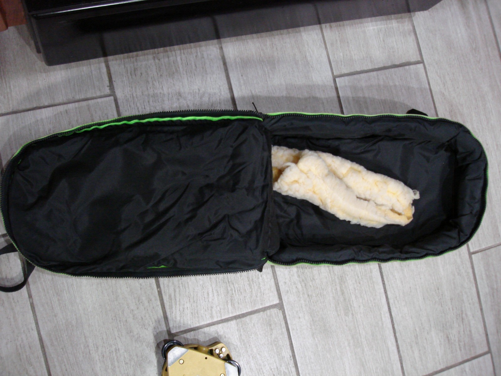 SECO TRIPLE PRISM W/Tribrach And Case Surveying