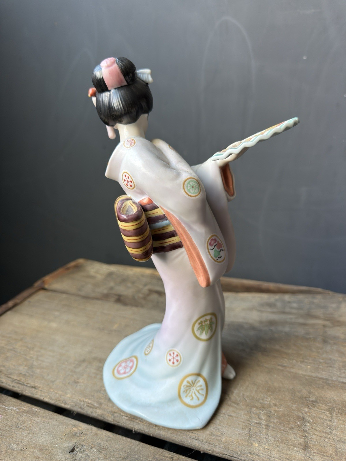 VTG Japanese Porcelain Figure Yoshimatsu Kasai Maiden of the Fluttering Fan