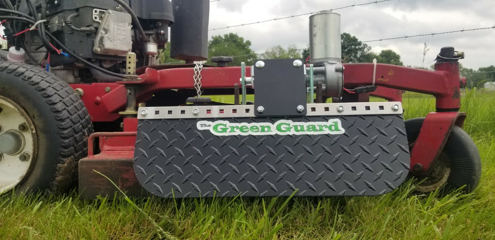 The Green Guard 'SLIM [HD]' - Motorized Chute Blocker with Aluminum Guard
