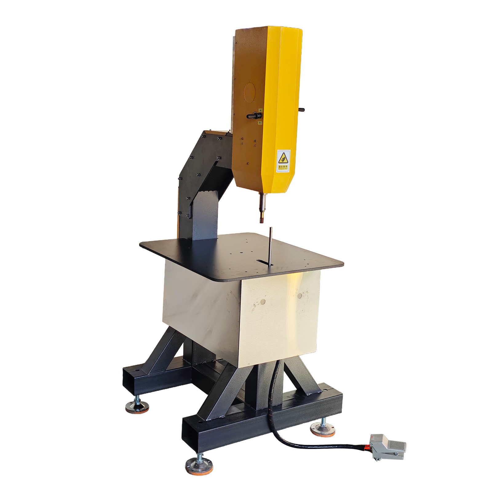 Pneumatic Clinching Machine for Metal Channel Letters – Fastener-Free Assembly
