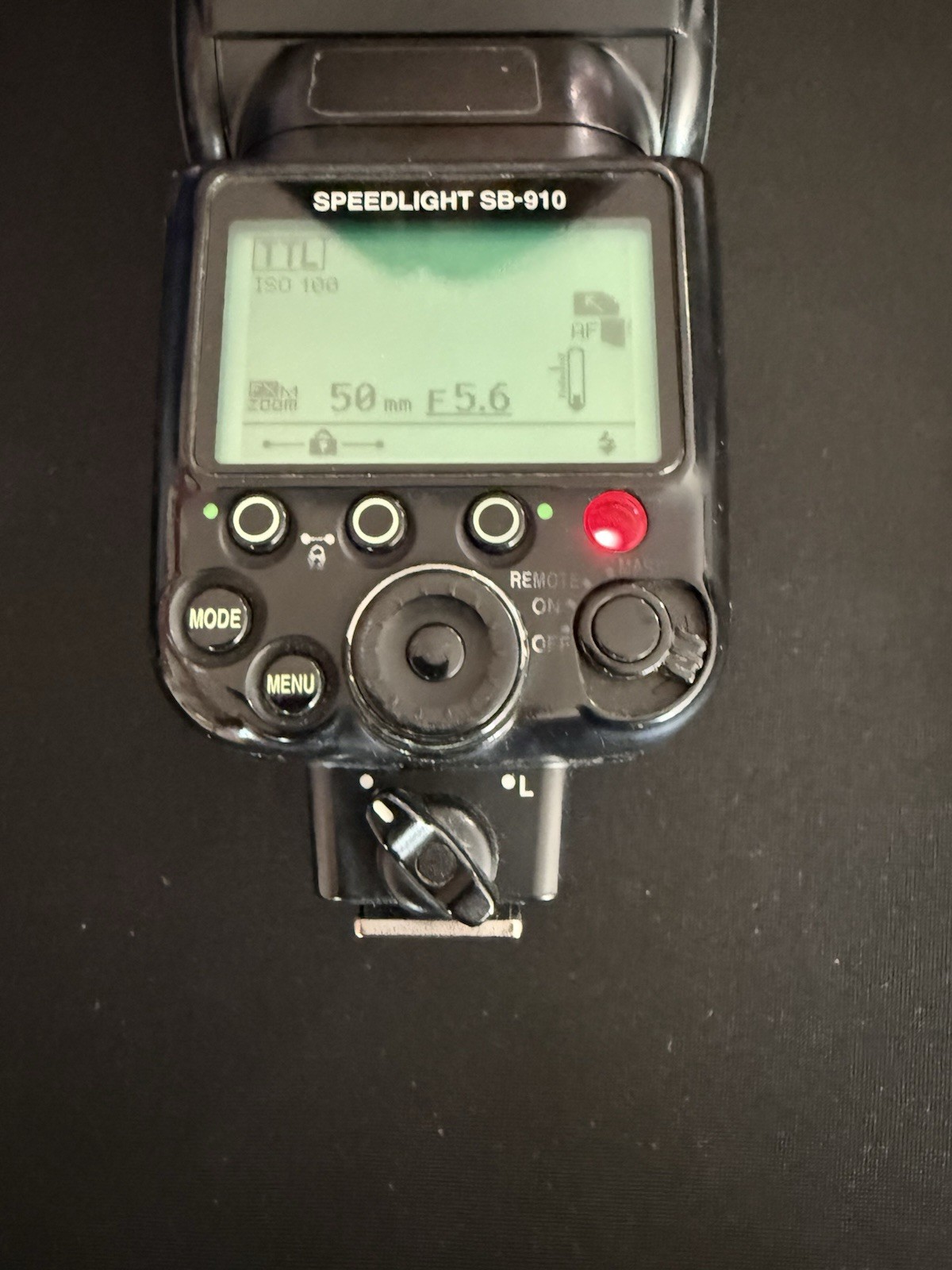 Nikon SB-910 Speedlight Flash for Nikon Digital SLR Cameras Shoe Mount