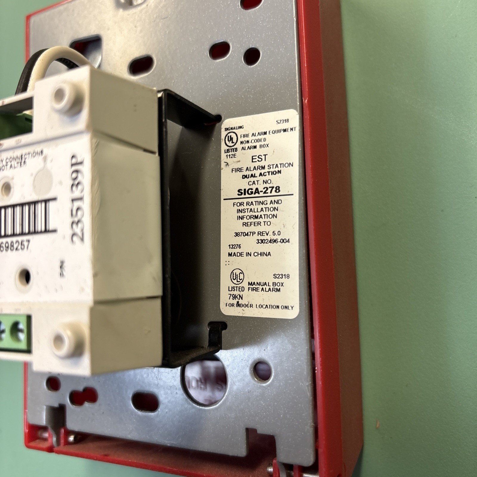 SIGA-278 Edwards EST Double Action Fire Alarm Pull Station - Key Not Included