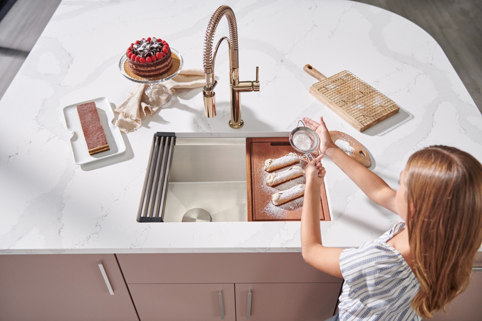 Ruvati 30" Workstation Slope Bottom Offset Drain 16 Gauge Kitchen Sink- RVH8582