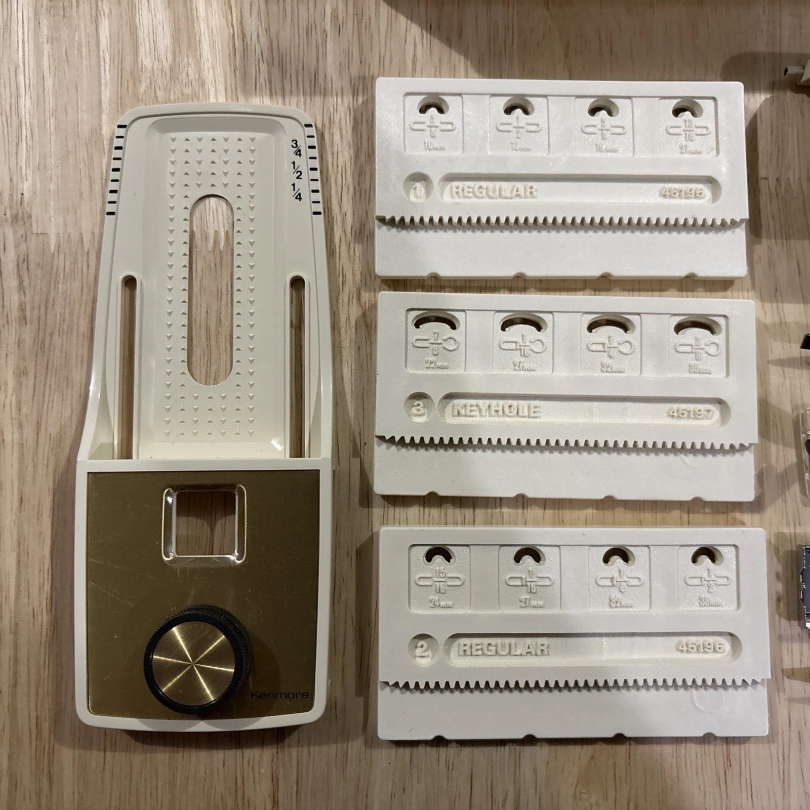 Kenmore Ultra Stitch 12 Sewing Machine Model 158 1561281 Working