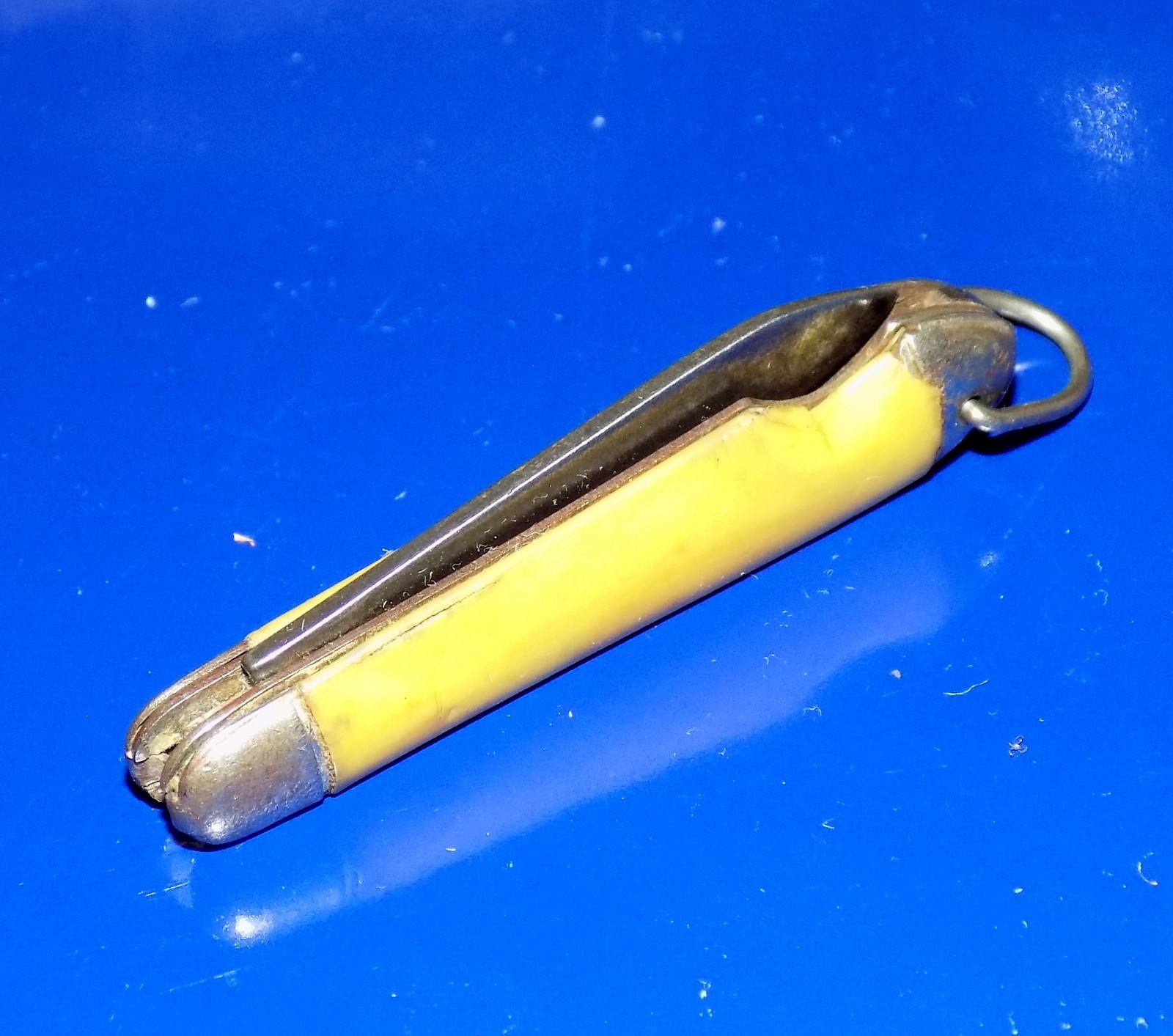 Small Vintage/Antique Hammer Brand U.S.A. Easy-Open Keychain Fob Knife