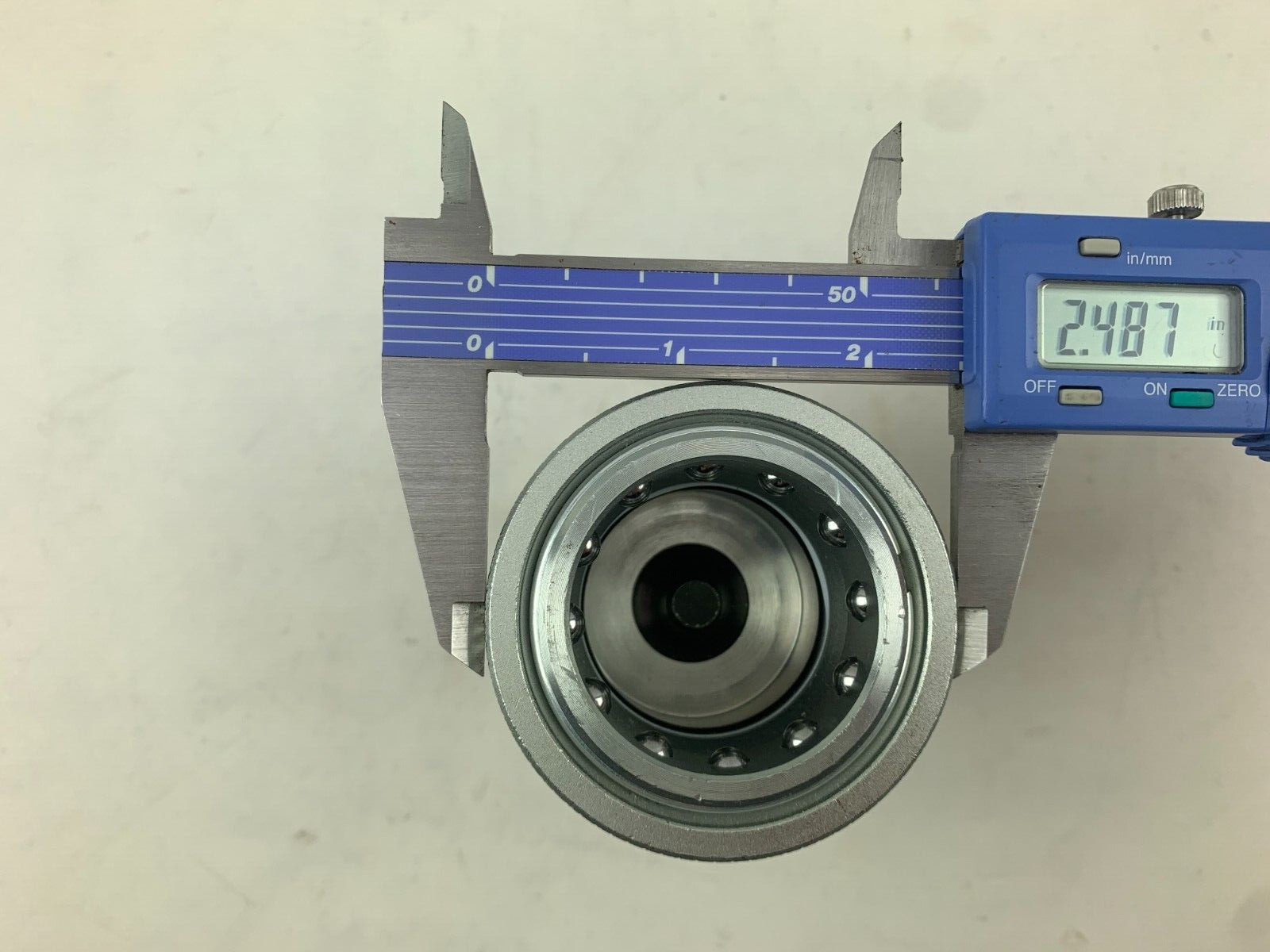 Hydraulic Quick Disconnect ISO B HNV1F Female Poppet Coupler