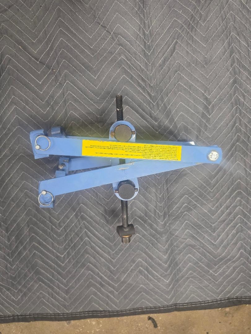 OTC Clamshell Strut Spring Compressors 6494. Strut and coil spring compressor.