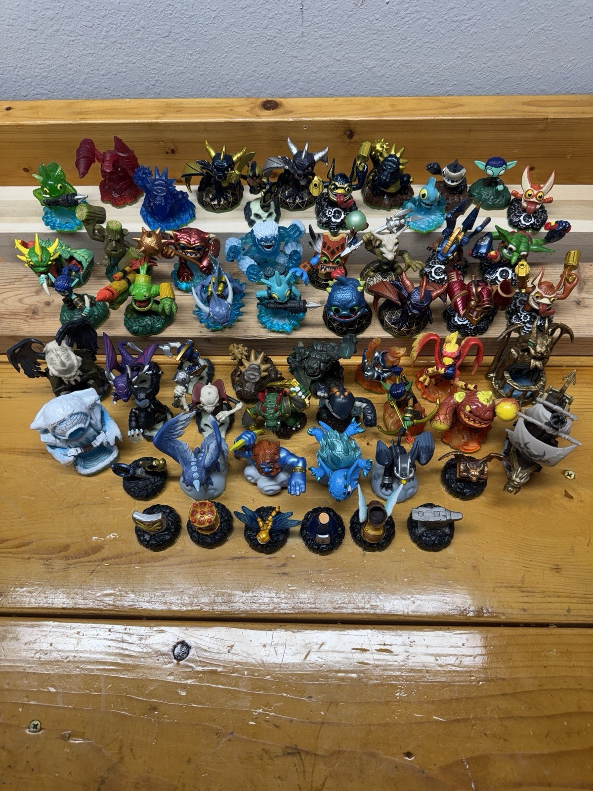 Low Price Skylanders Spyro's Adventure All Figures US Shipping Free If $35+