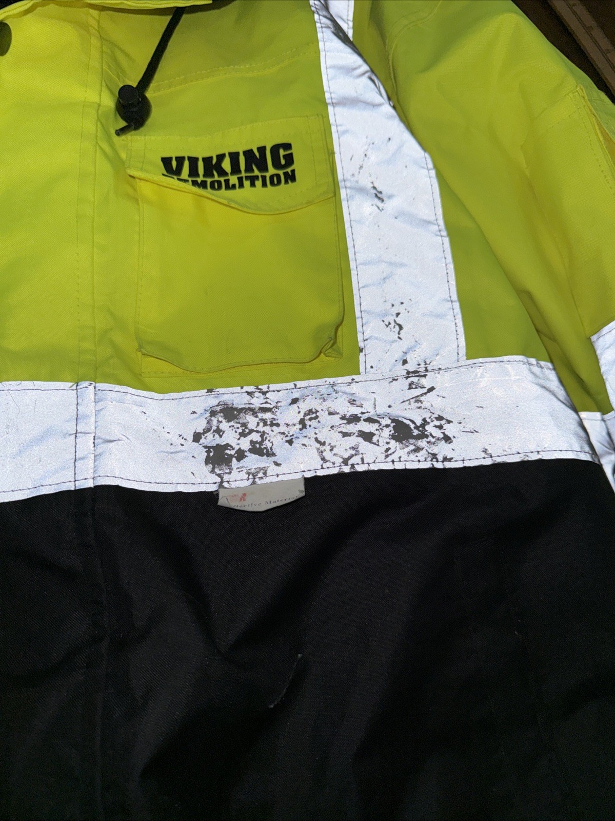 Frog Wear Reflective Jacket Size X-Large. Viking Demolition