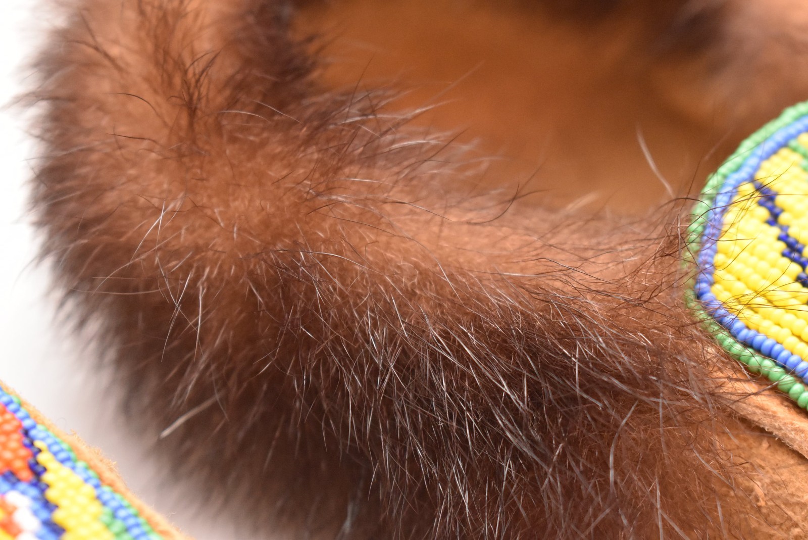 VINTAGE CREE INDIAN GEOMETRICAL BEADED MOCCASINS NATIVE AMERICAN 11"