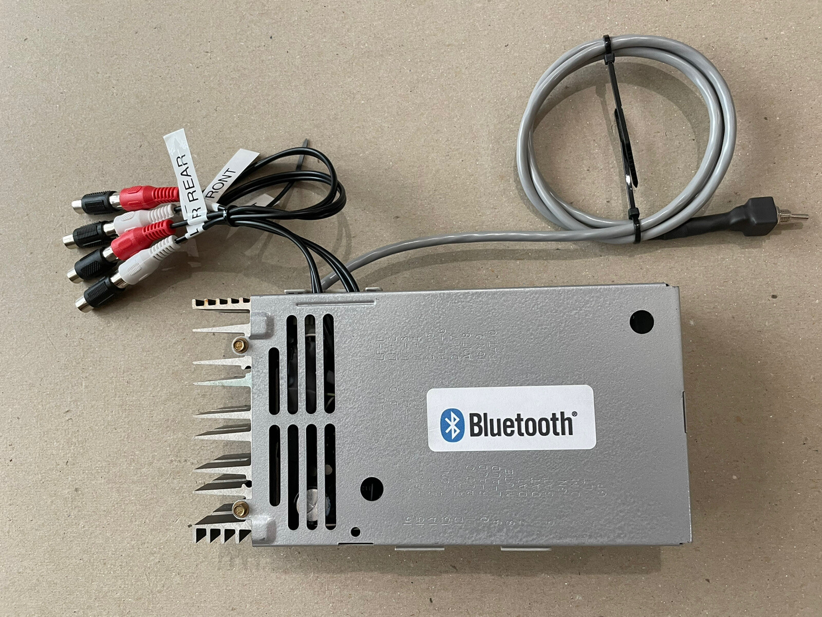 CHEVY-GMC 88-94 TRUCK RADIO-with-EQ RECEIVER BLUETOOTH/RCA AMP OUTS GM DELCO CDM