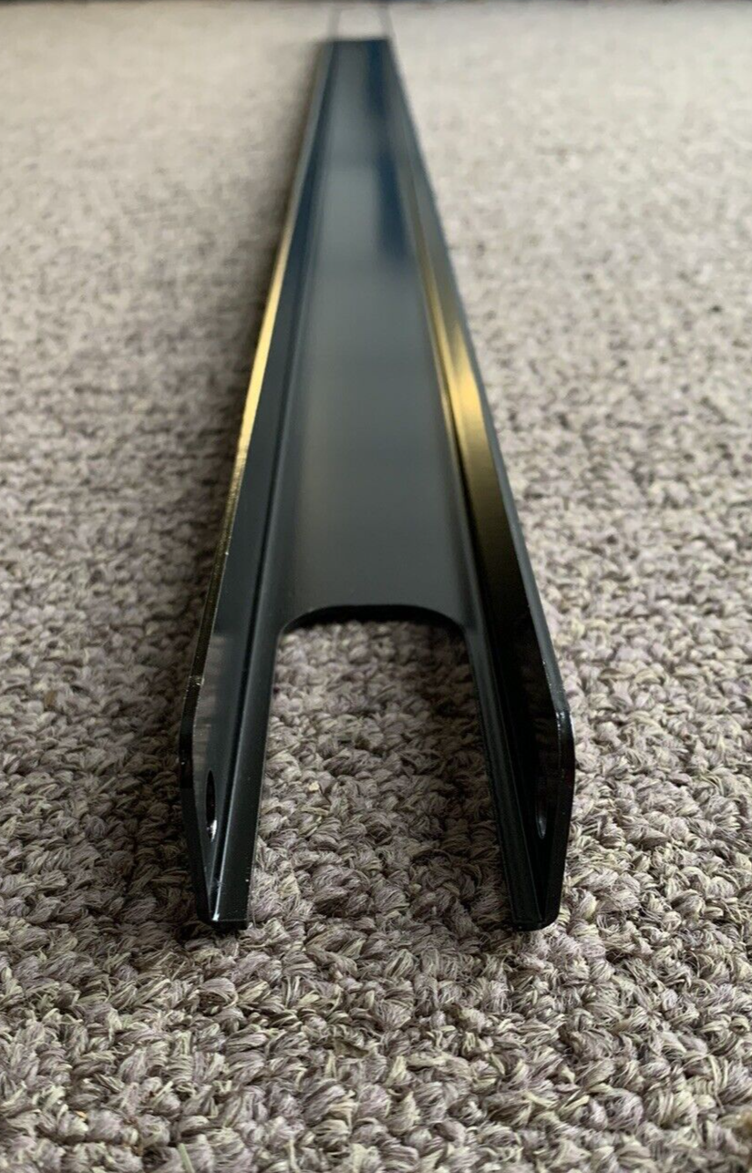 8952002.400U - 9100/9200 POWER RV AWNING TOP ARM RIGHT OR LEFT BLACK W/FASTENERS