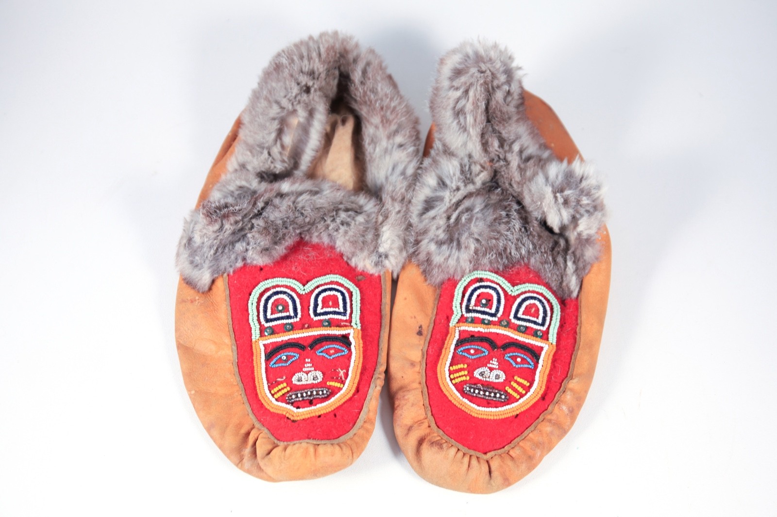 Antique Native American Northwest Coast Indian Old Beaded Moccasins Leather Fur