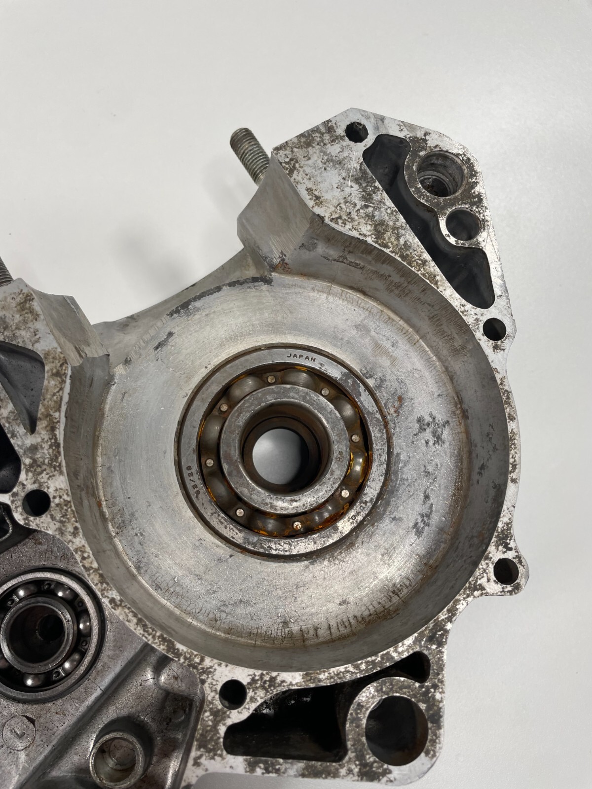 1991 Honda CR250R CR 250R OEM LEFT ENGINE MOTOR CASE