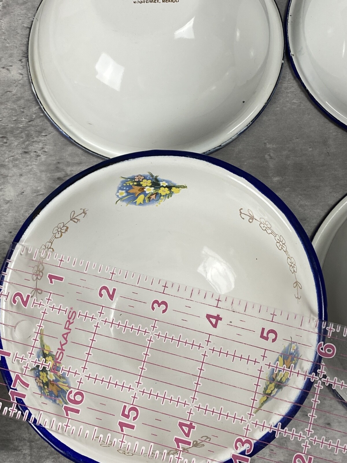 Vintage TrEs Enamelware Floral 6 Bowls Lot Camp Cottage Farmhouse Monterey MEX