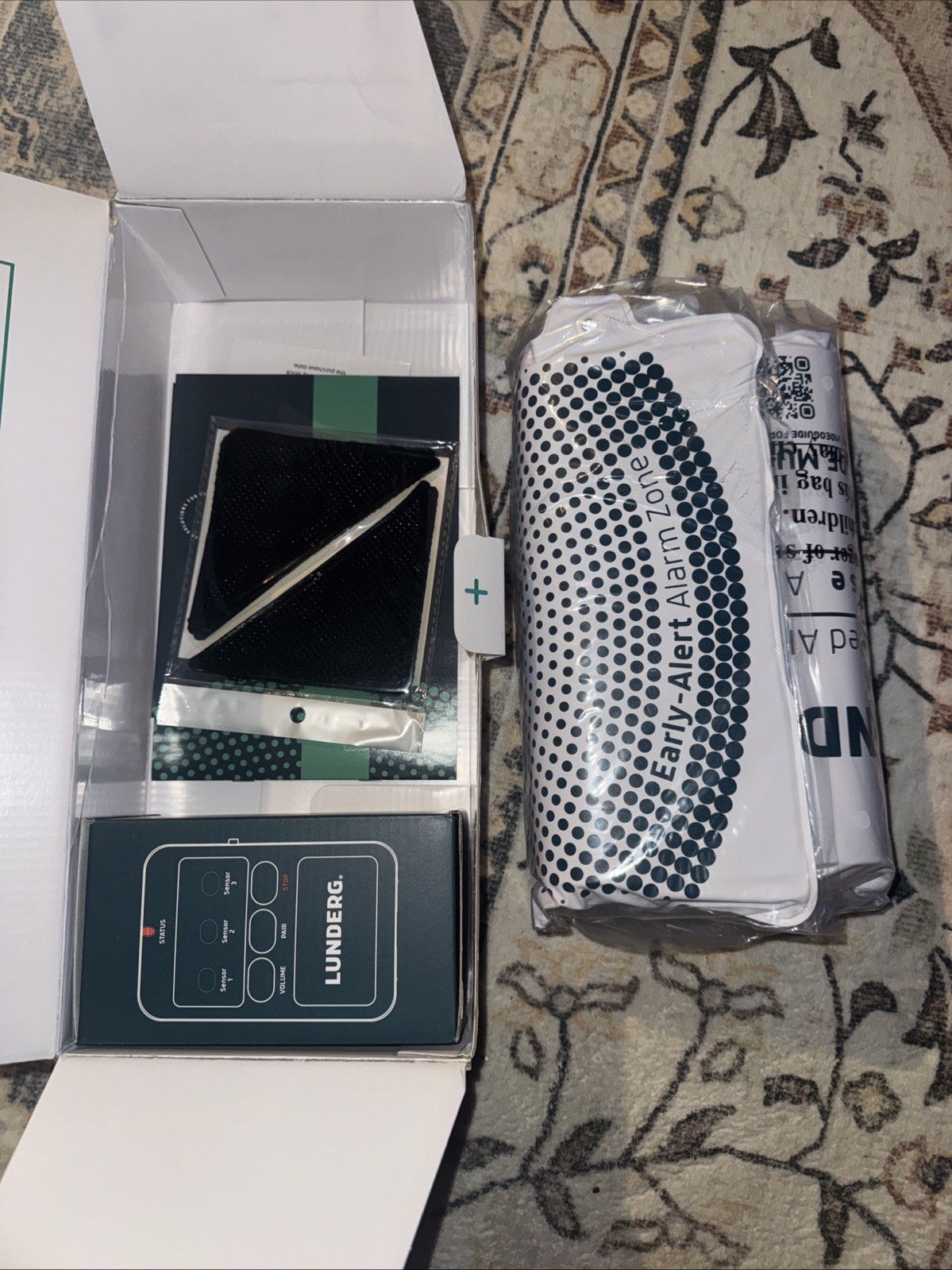 Lunderg Early Alert Bed Alarm System - Wireless Bed Sensor Pad & Monitor.