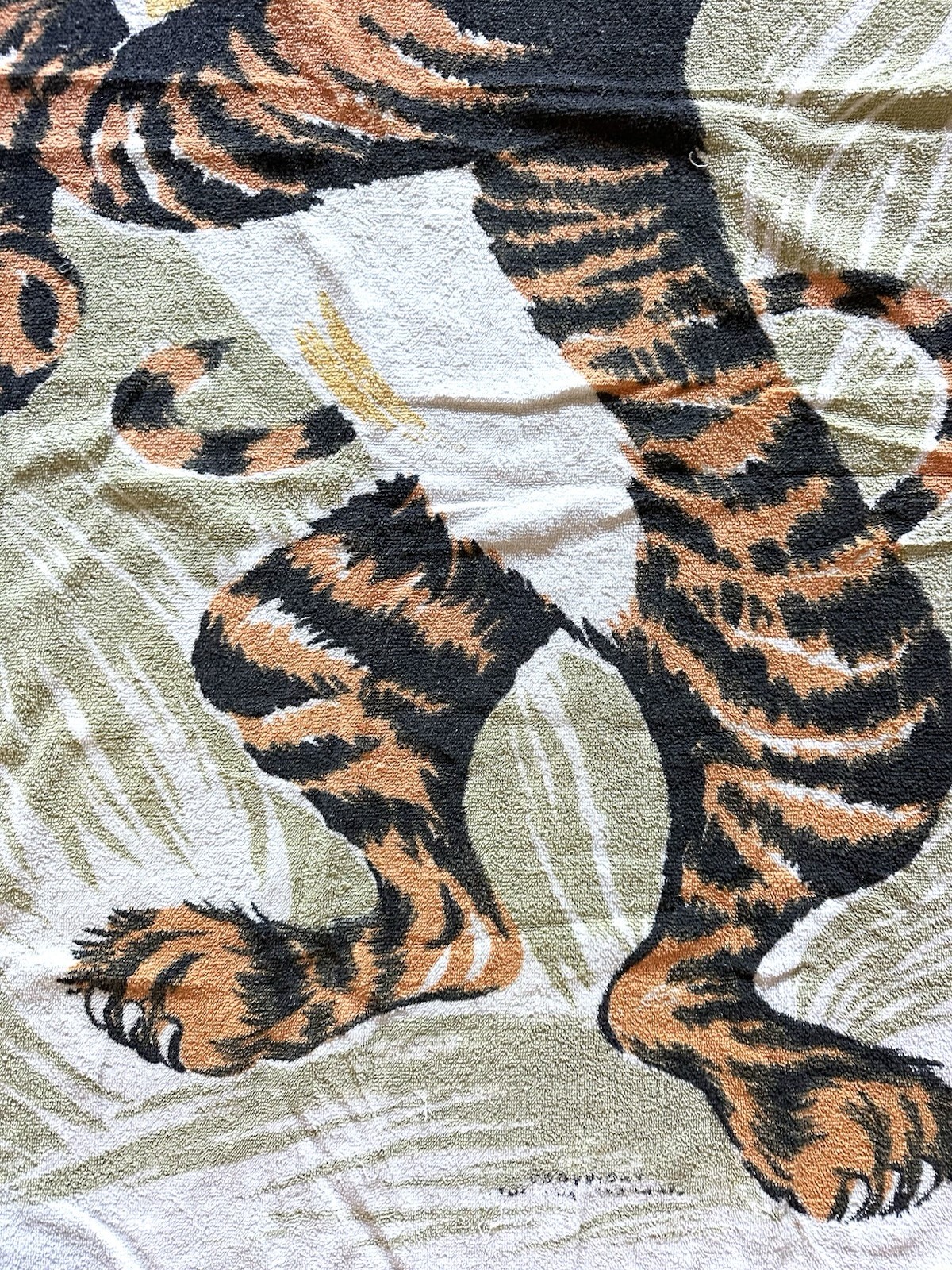 VINTAGE ESSO EXXON 1960s Tiger Beach Cannon Towel Terry cloth Advertising Fuel