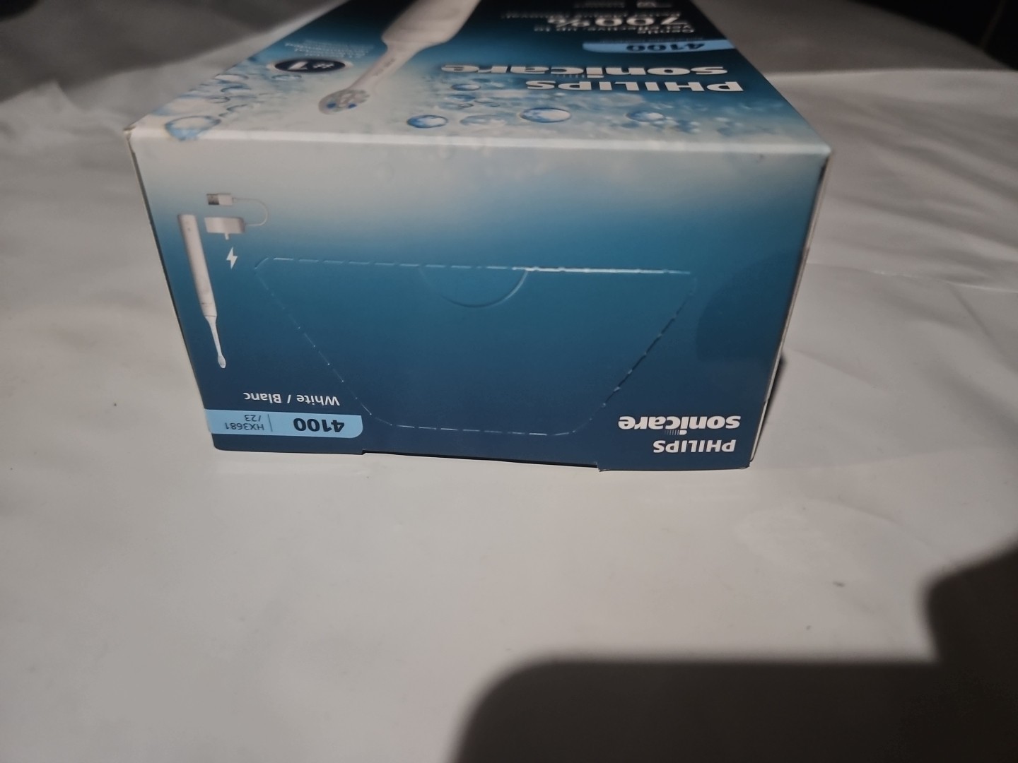 NEW Philips Sonicare 4100 Rechargeable Electric Toothbrush White