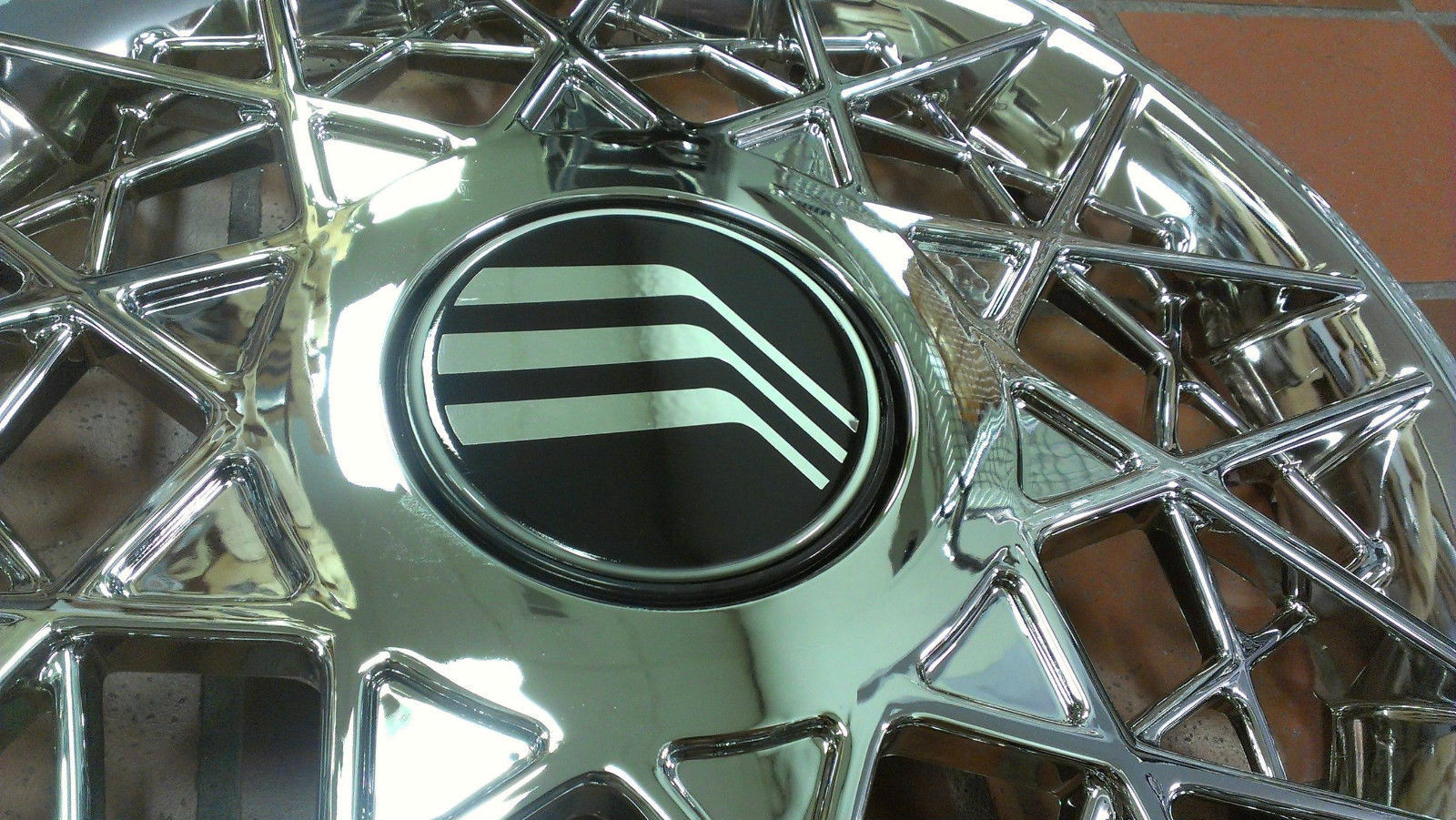NEW 1998 - 2002 Hubcap 16" Rim Wheel Cover Chrome for Mercury Grand Marquis