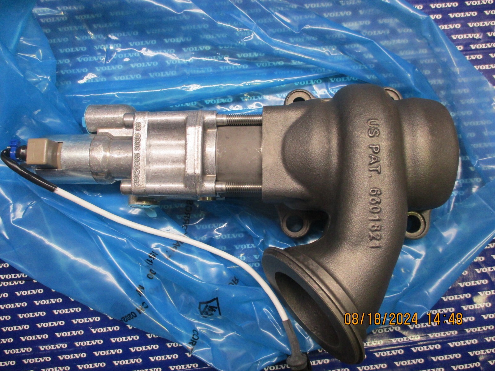 Genuine OEM Volvo D13 EGR Valve 85020365