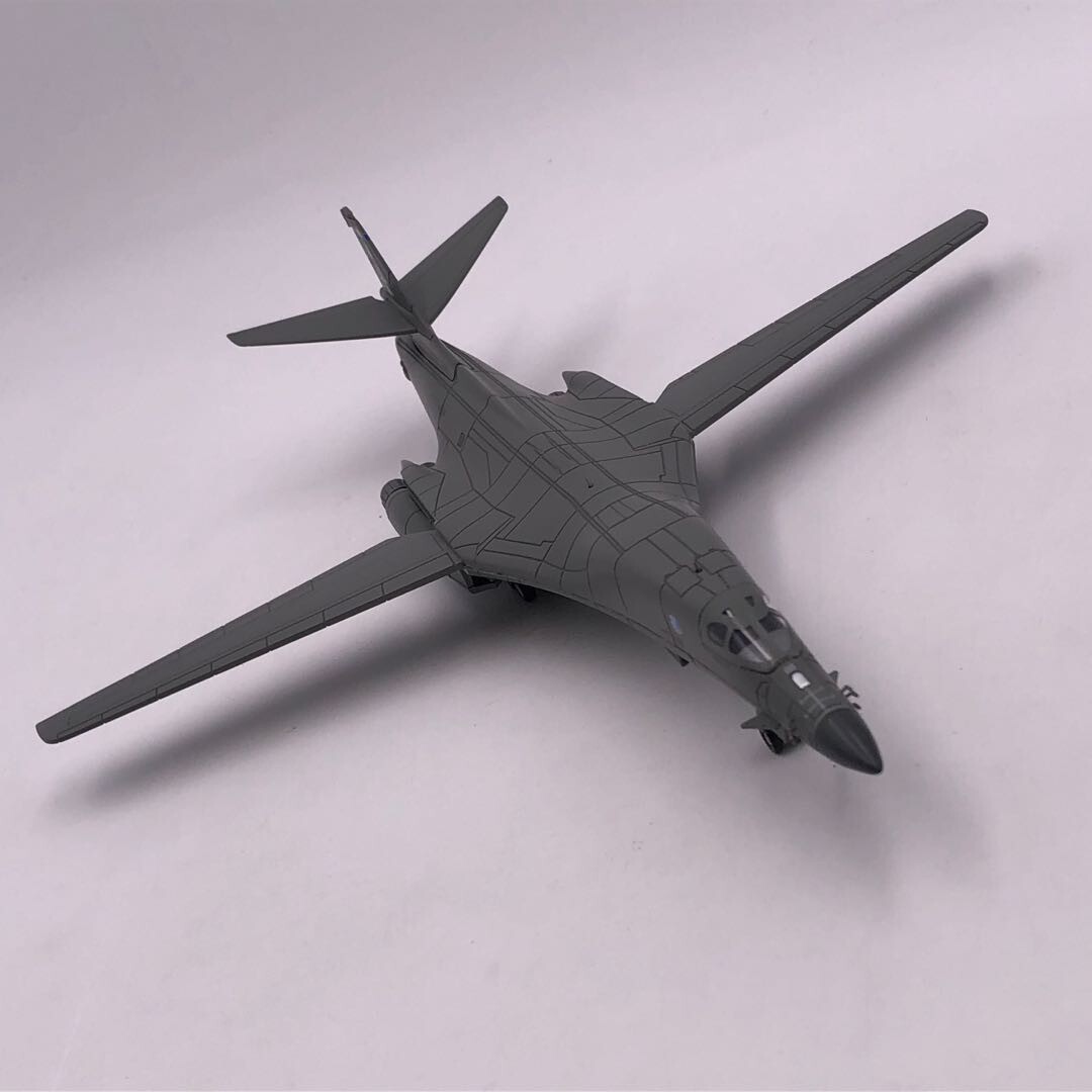Wltk USAF EL28BW Rockwell B-1B Lancer Bomber 1/200 Diecast Aircraft Jet Model