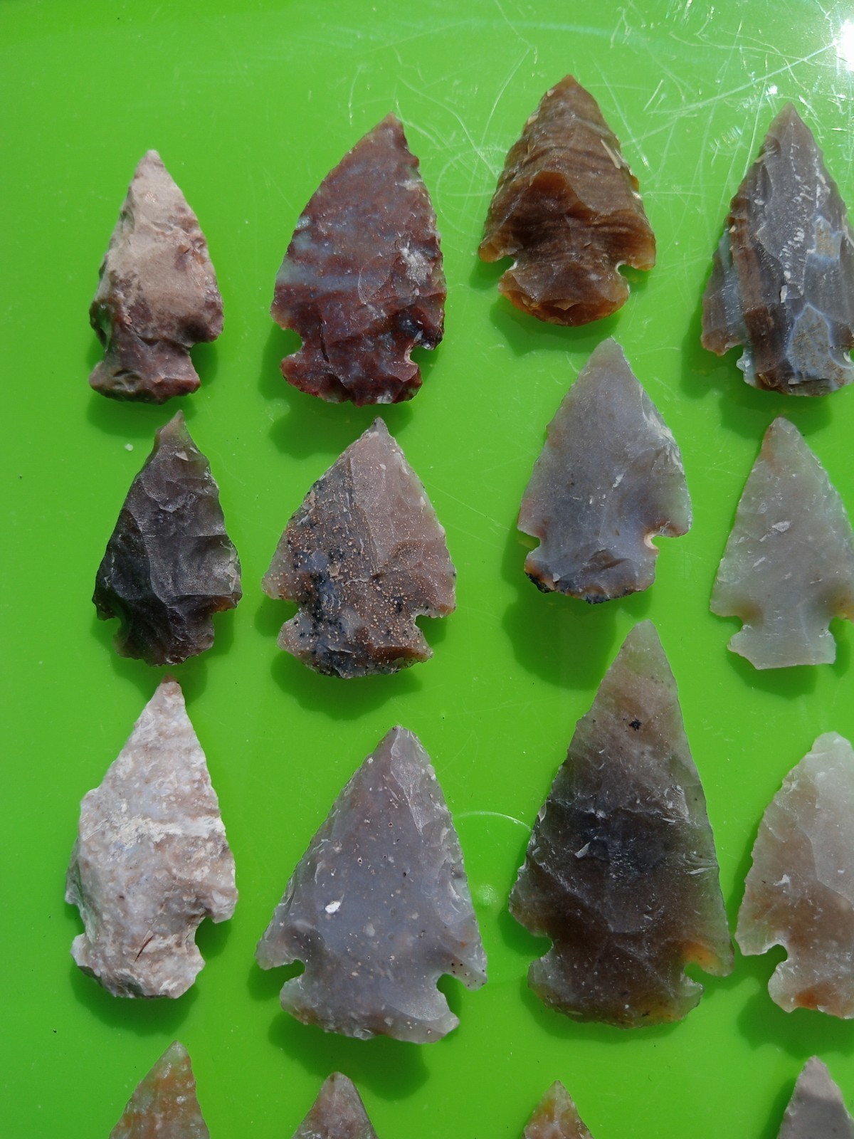 Lot Of 25 Modern Arrowheads! Agates & More! Flintknapping Art. S2