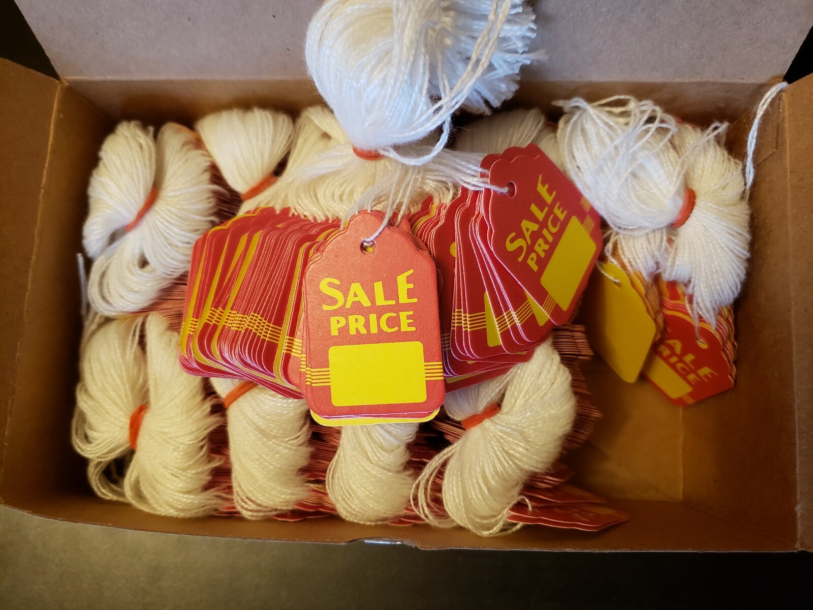 100 Sale Price Red Yellow Tags With String Merchandise Garment Hang Coupon