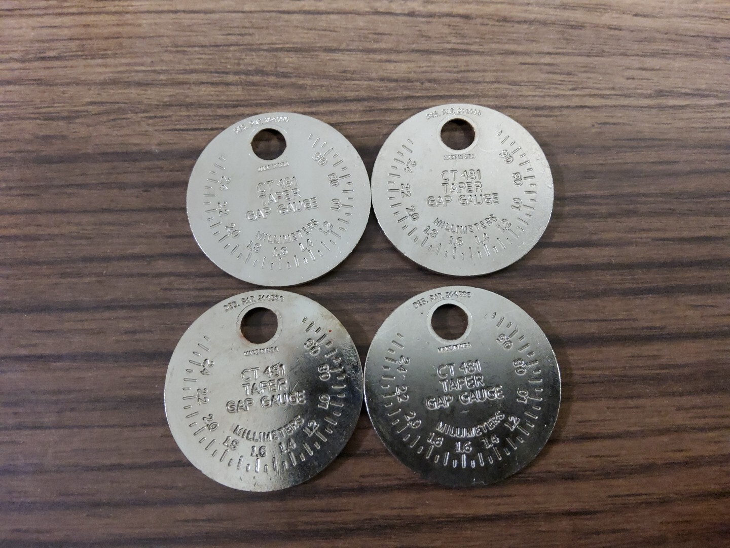 Vintage Champion Spark Plugs USA CT 481 Taper Gap Gauge Gap Opener (4) Key Chain