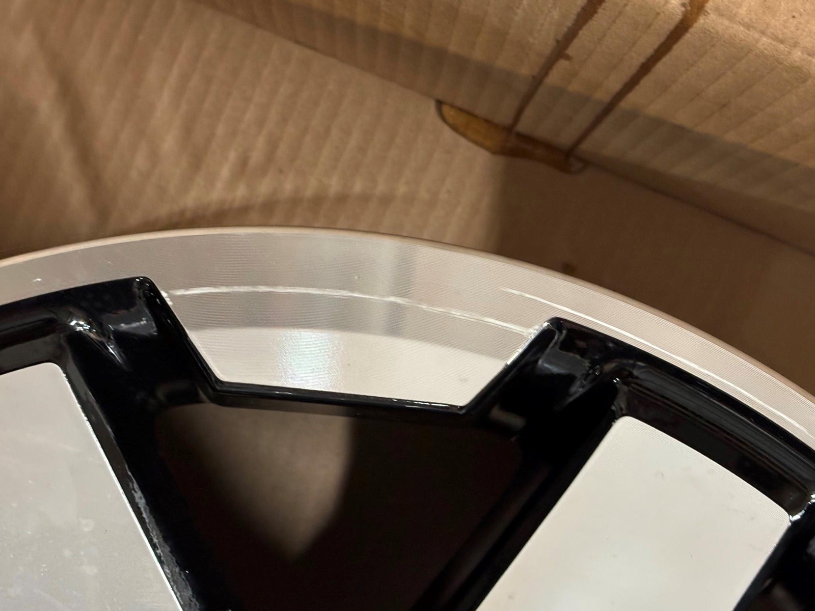 Set of 4 USED 17 x 7.5 Toyota 4Runner FJ Cruiser Black Machined Takeoff Wheels