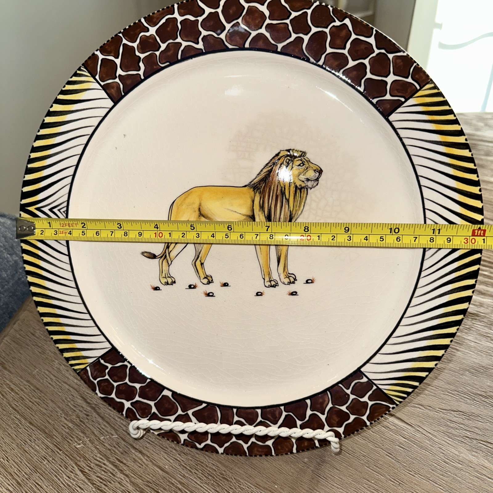 Penzo Zimbabwe Hand Painted 12.25 In Plate Lion Signed 2008