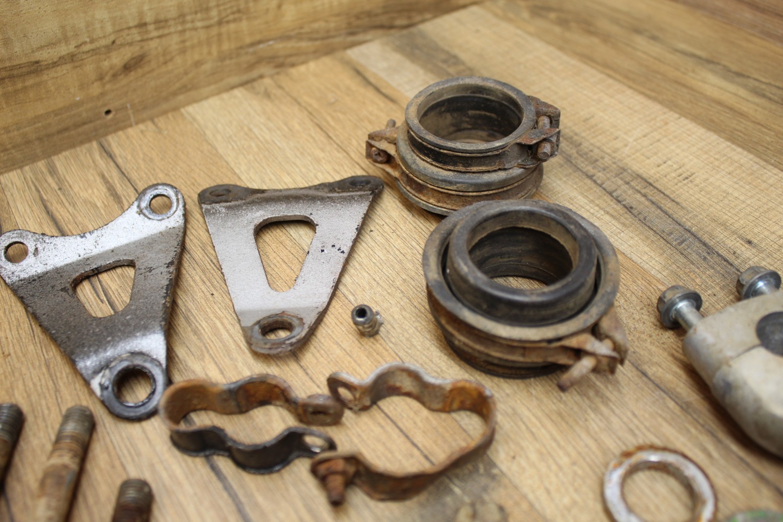 1998 98 Honda TRX300EX TRX 300 Misc Body Hardware Bolts Motor Mount Brackets