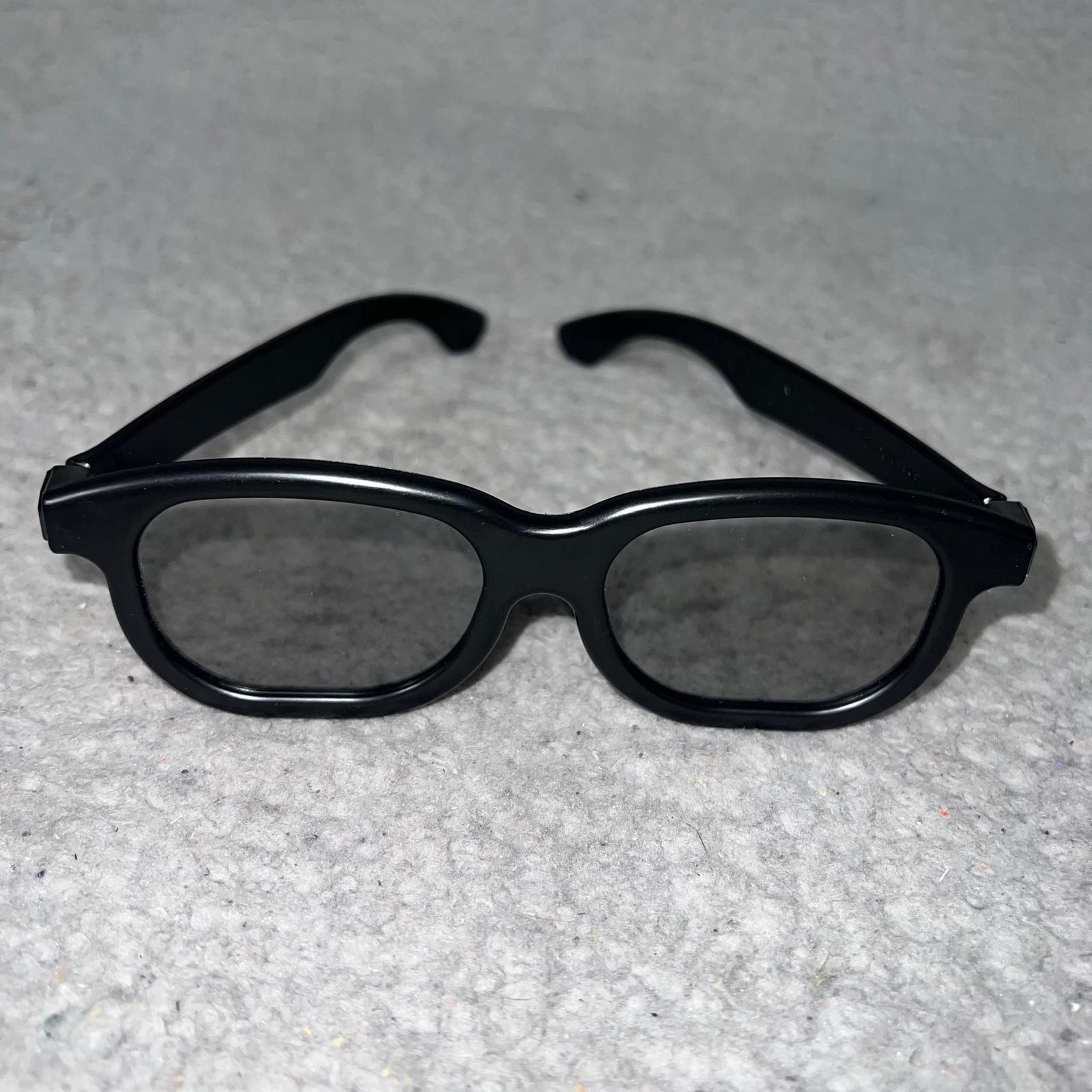 Mercedes - Benz 3D Glasses Dimensional Anaglyph TV Movie DVD Game Polarized Lens