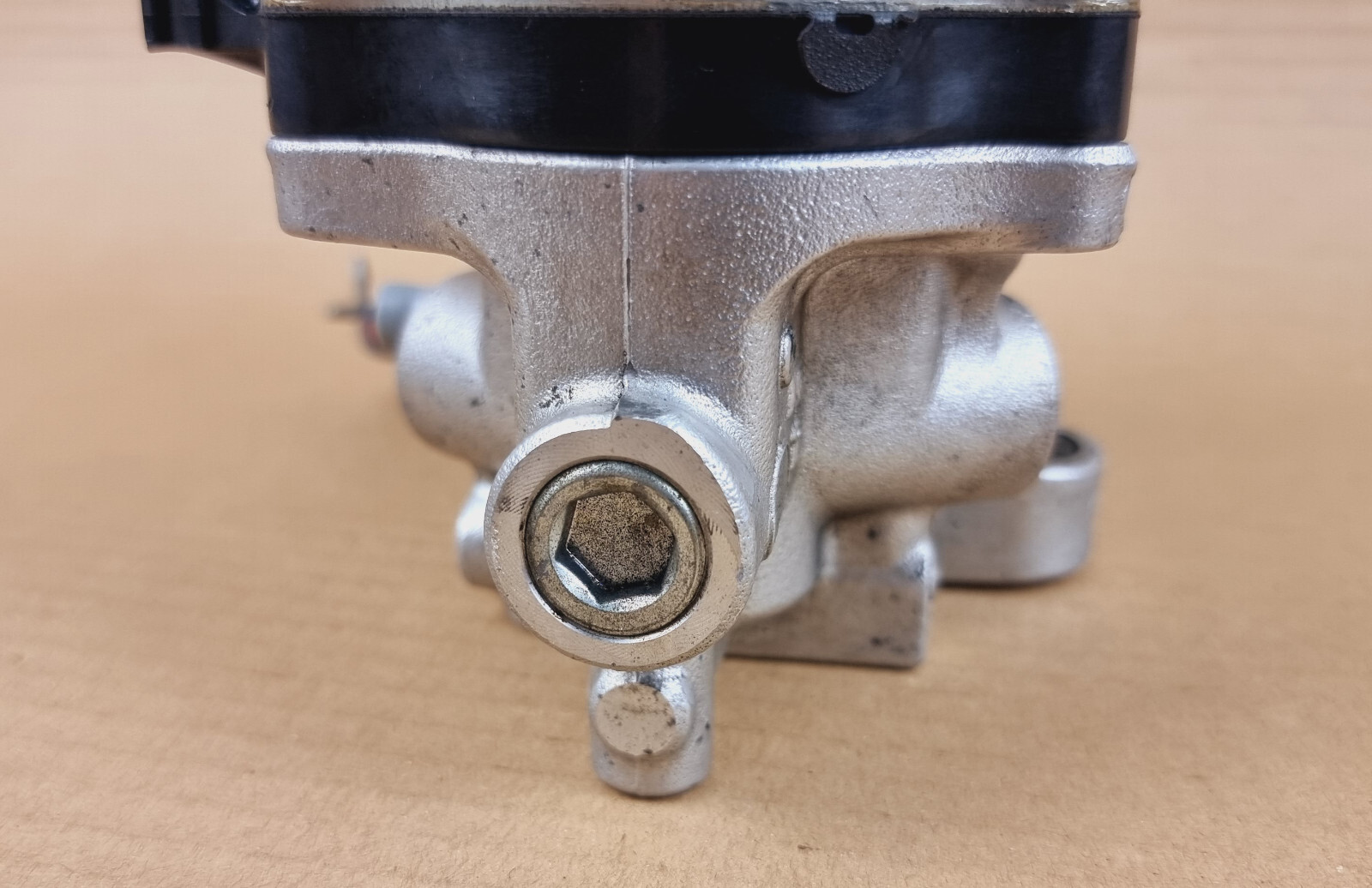 Toyota Prius 2010-2015 Anti lock Pump Assembly Brake booster 47070-47050 Oem