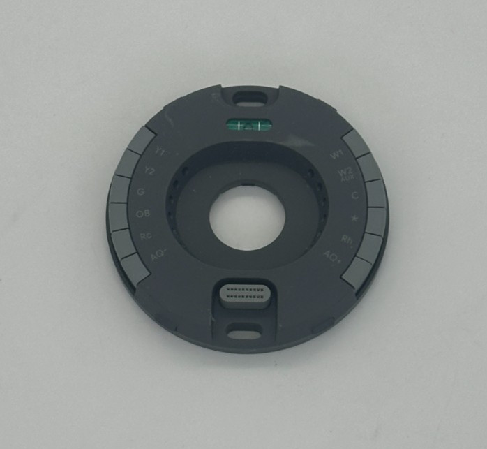 Google Nest Learning Thermostat 4th Gen–Used–Mirror Scratches–Wall Base