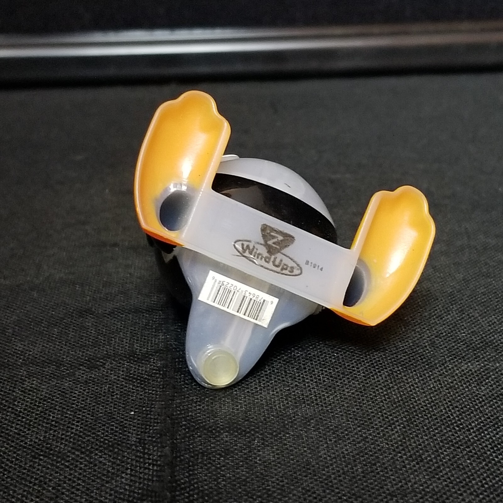 Z Wind Ups Peter The Backflipping Penguin RARE HTF