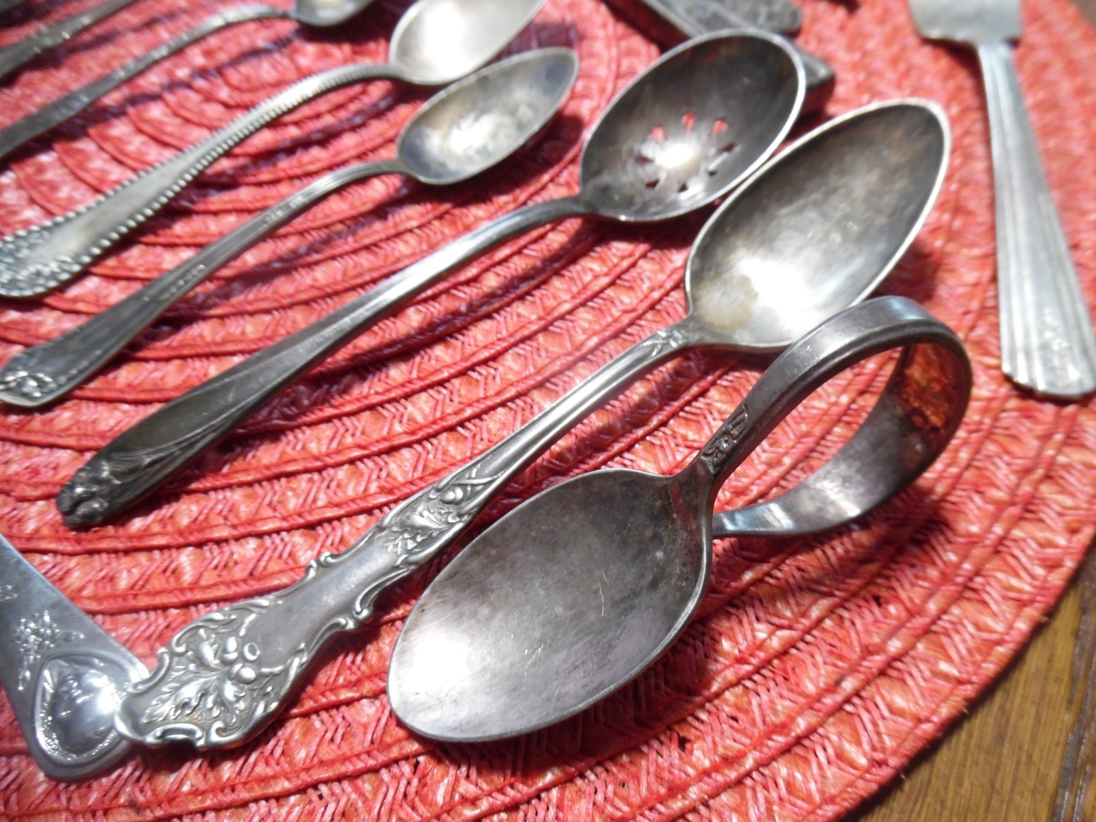 Misc Bulk Lot Of 25 Unmatching Silverware Silverplate/Other Arts and Crafts