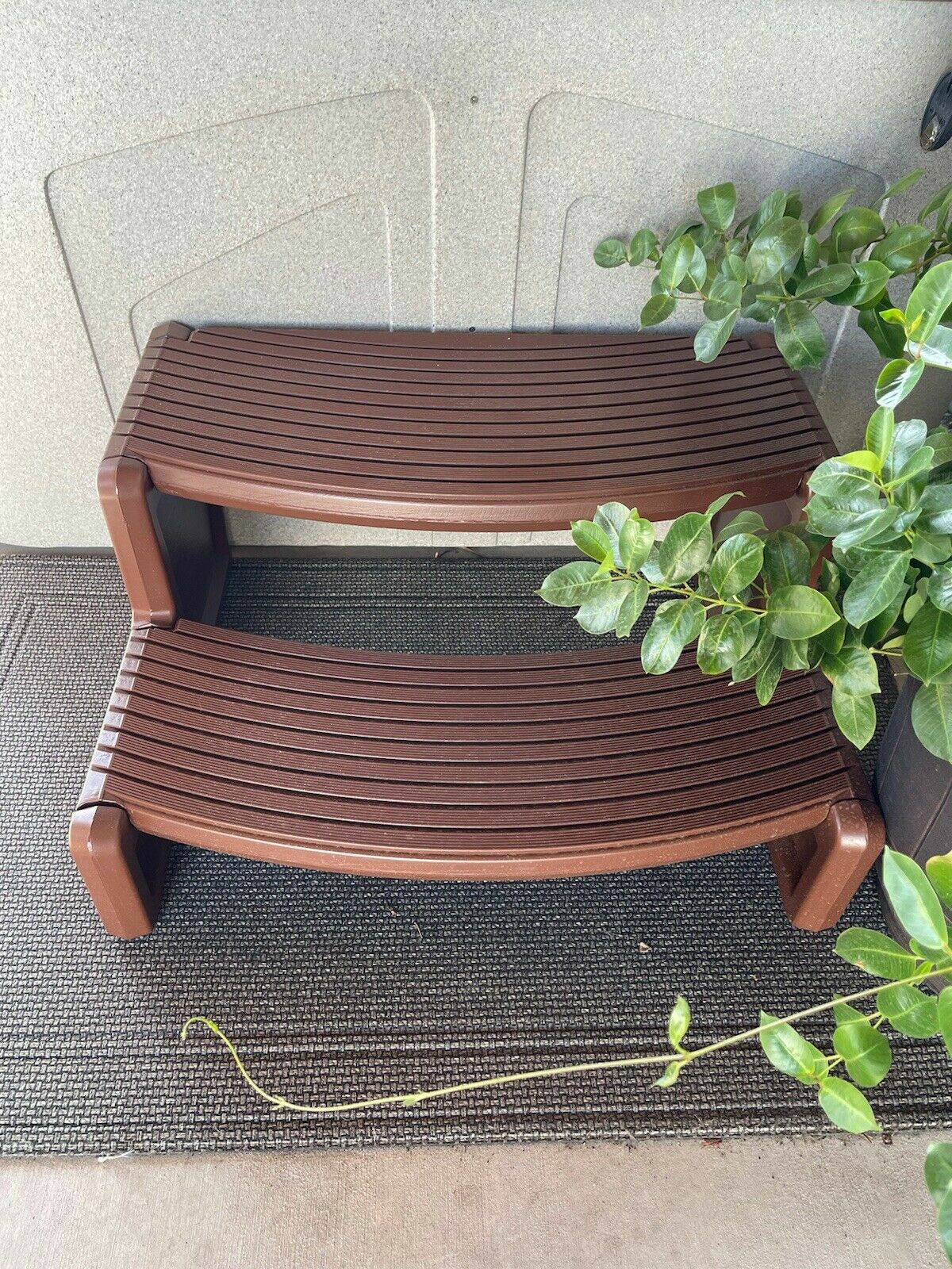 Universal Espresso Resin Pool Ladders Steps Handi-Step For Spa and Hot Tubs Pool