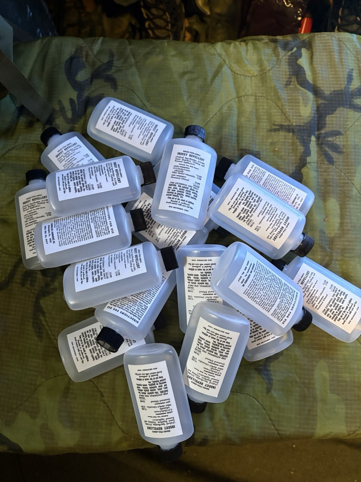 Reproduction Vietnam Bug Juice/They Do Not Contain The Insect Repellent Spray