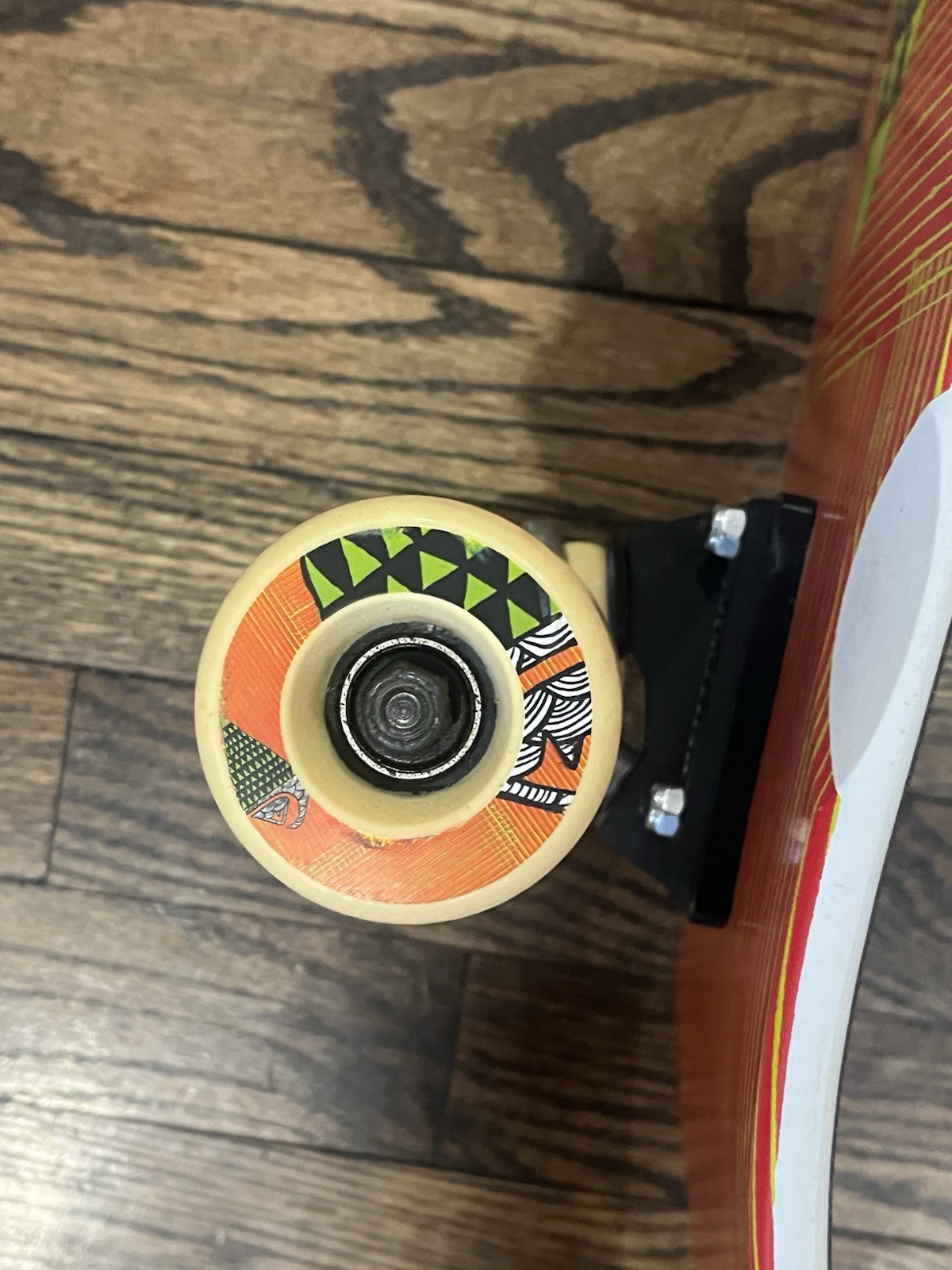 VERY RARE! Quiksilver Cruiser Skateboard W/ Bent Metal Trucks - Matching Wheels