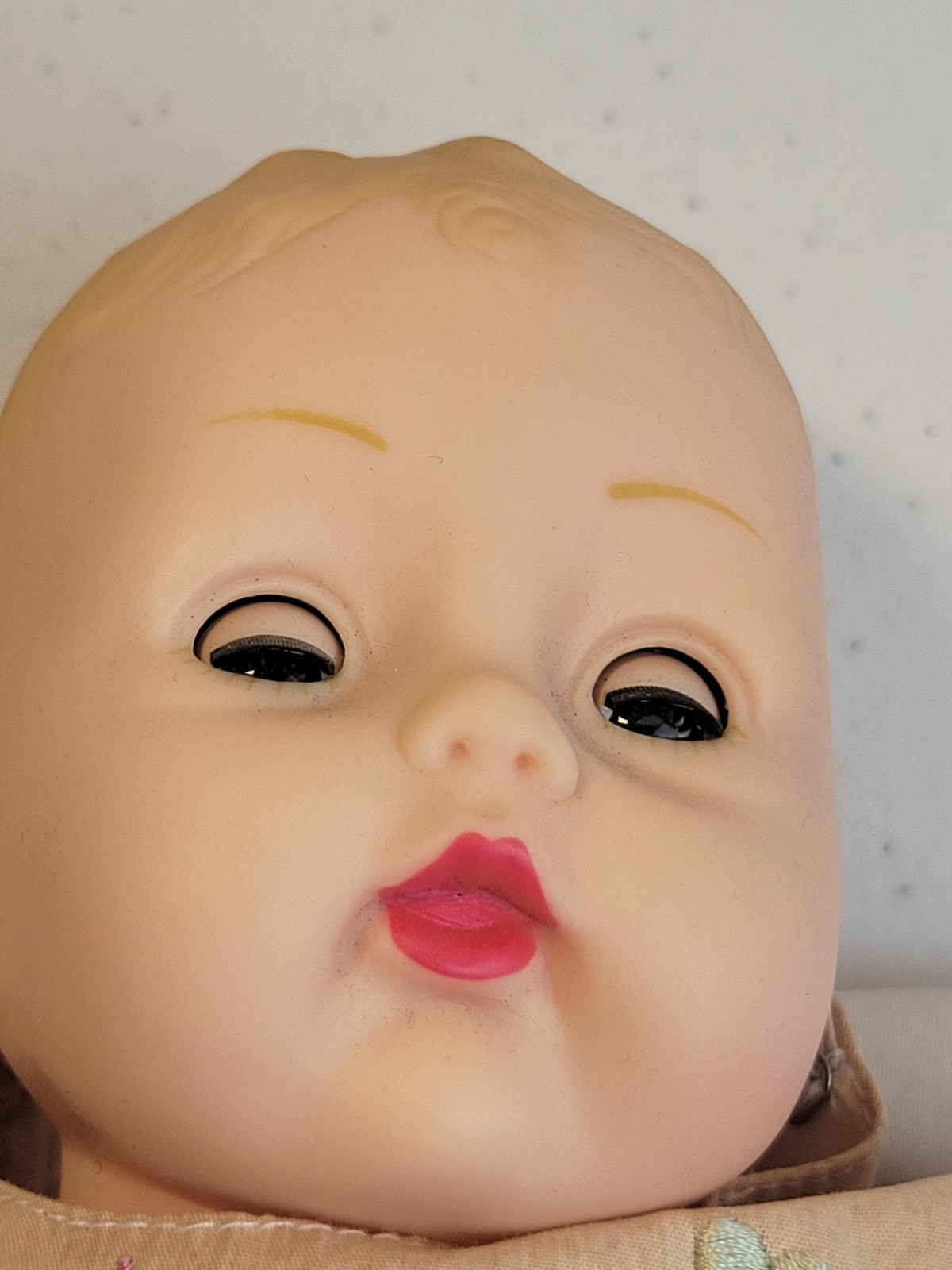 Vtg Madame Alexander Huggable Huggums Baby Doll 70s 75th Anniv Sleepy Eyes