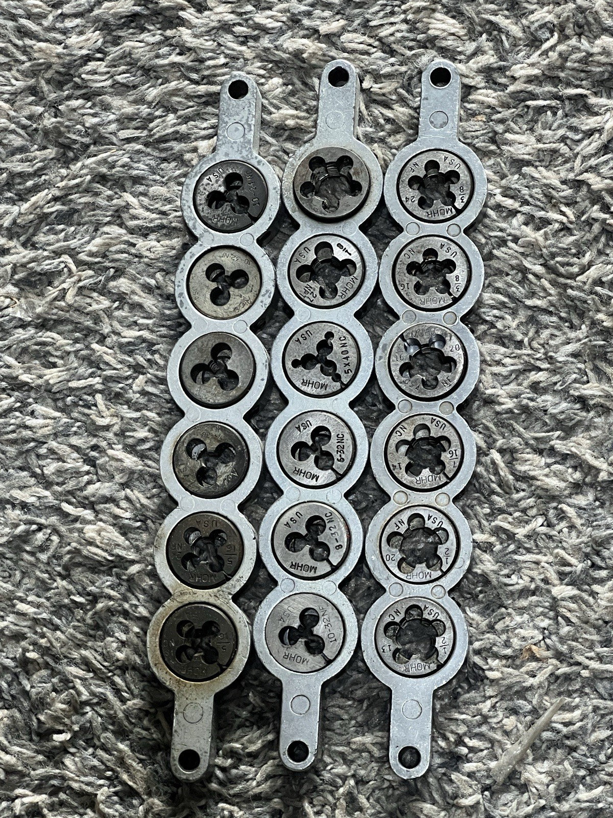 16pc Threading Die Set SAE Metric Assorted Sizes Thread Repair Chaser USA