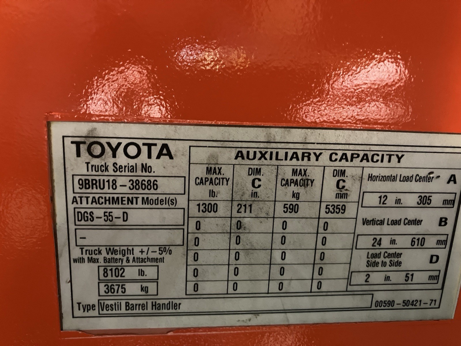 2019 Toyota 3500 LB Reach Forklift 211 Max Lift Model # 9BRU18