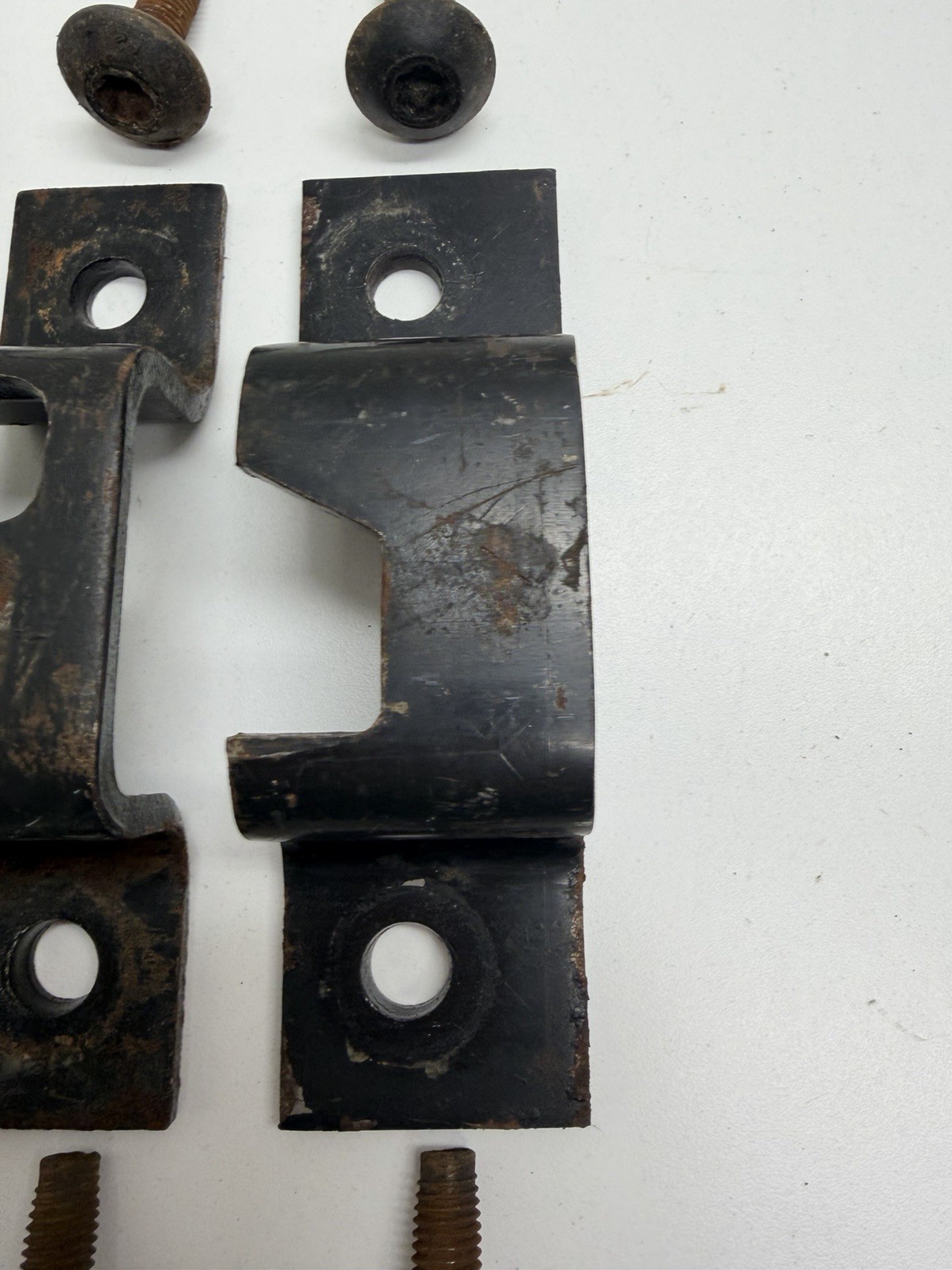 92 - 07 FORD VAN ECONOLINE E SERIES CLUB WAGON BENCH SEAT MOUNTING BRACKETS B22