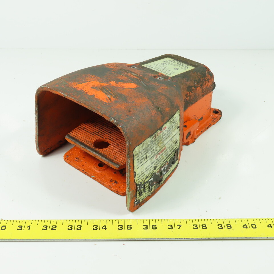 Hercules 531-SWH 250V AC 1Hp 20A Foot Pedal Operator Switch