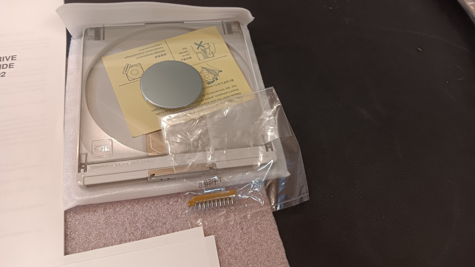 DEC/TOSHIBA XM-3501B CD-ROM DRIVE 50-PIN SCSI RRD44-AA 590571-FO